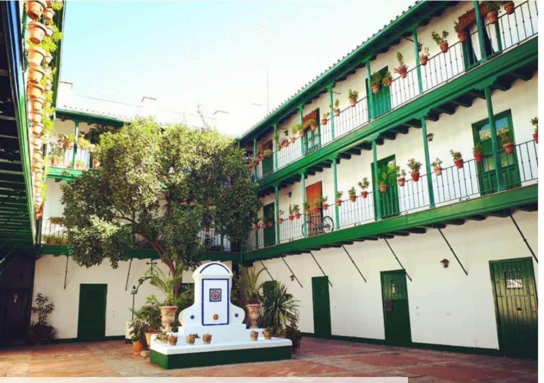 Casa Duque Compartida Familiar 2- Habitacion Bano Propio Sevilla Exterior foto